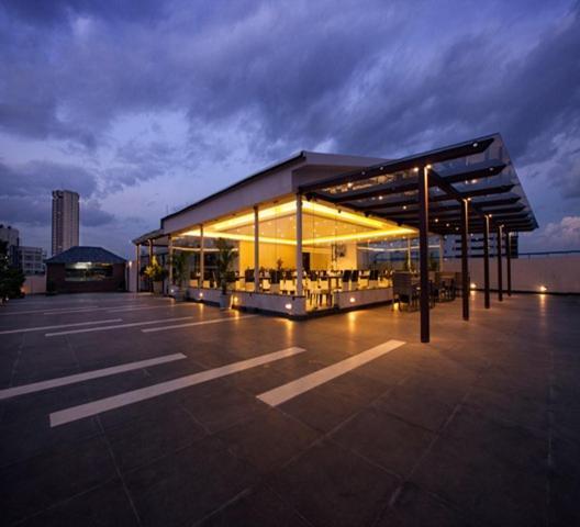 Hotel The The Grand Magrath Bangalore Esterno foto