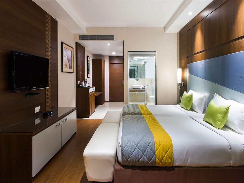 Hotel The The Grand Magrath Bangalore Esterno foto