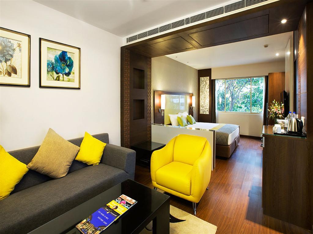 Hotel The The Grand Magrath Bangalore Esterno foto